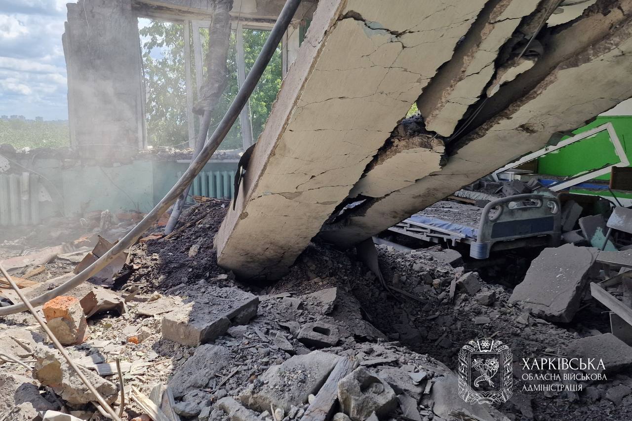 Стало відомо, чи є люди під завалами після удару ворога по місту: Новини Харкова
